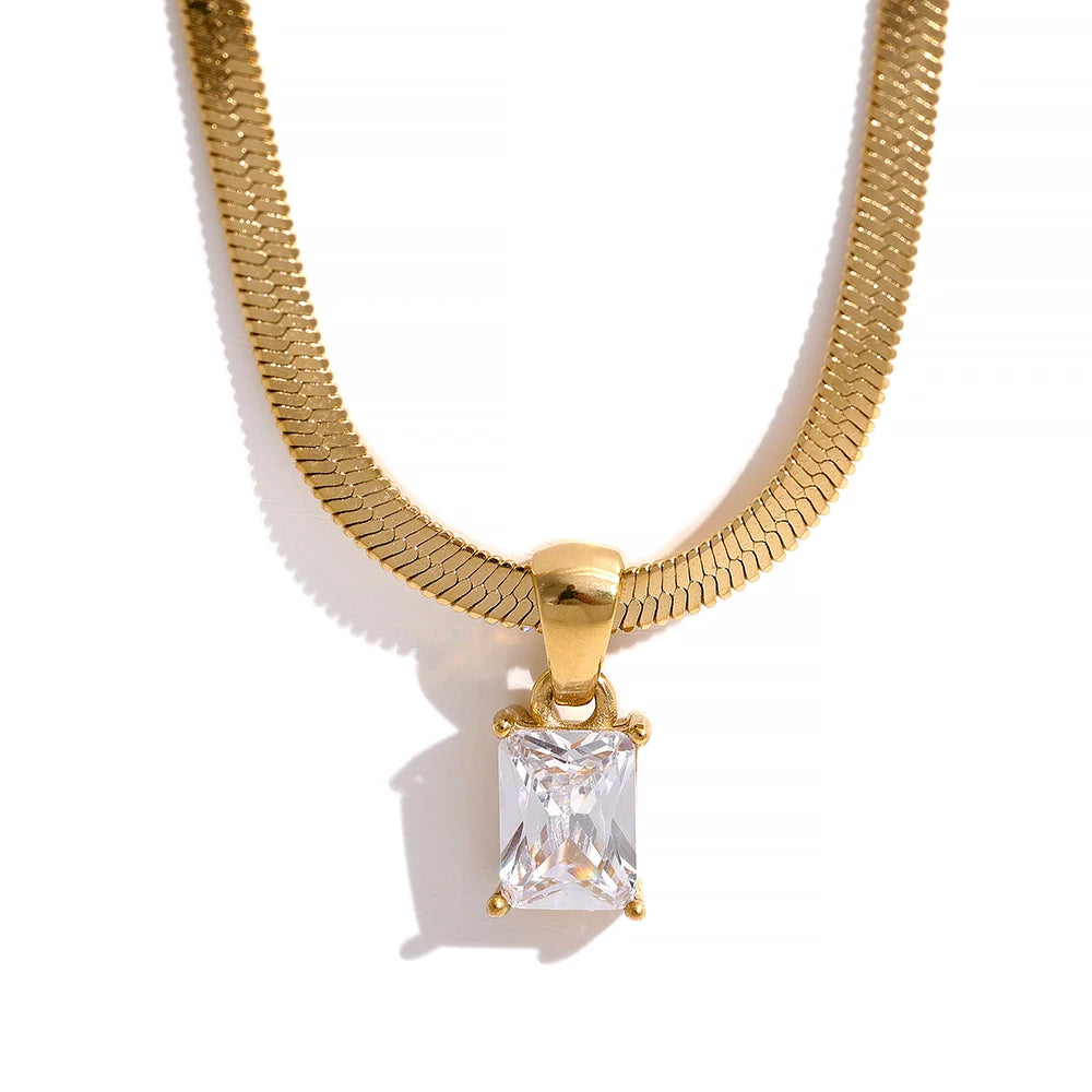 Collana Serpente Dorata con Zircone Quadrato