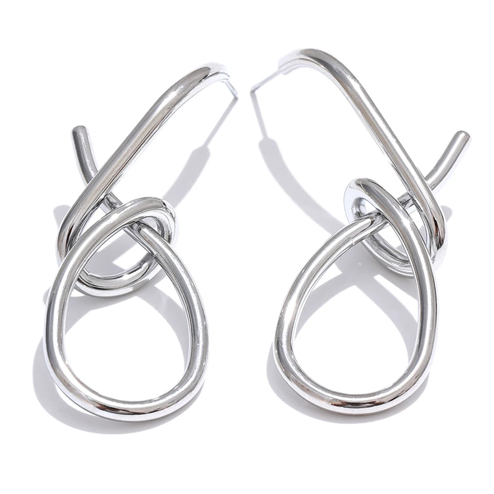 Orecchini Nodo d’Aria – Eleganza Intrecciata