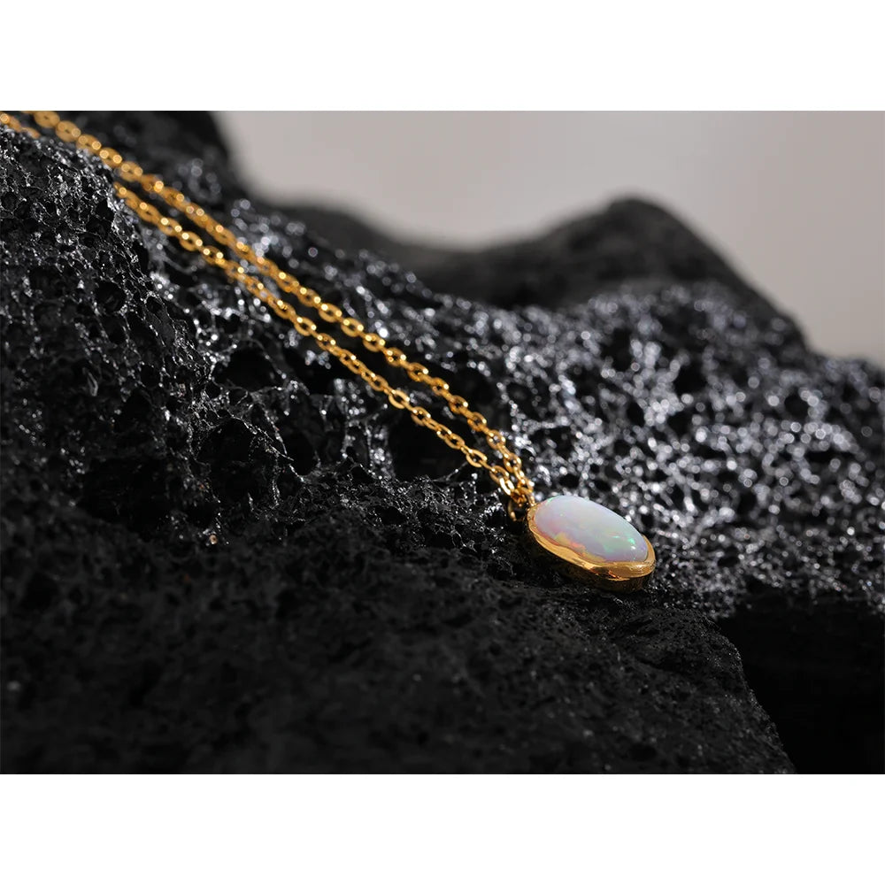 Collana Minimal con Pendente in Opale – Acciaio Inossidabile Oro o Platino