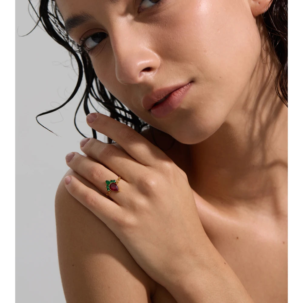 Anello “Rosso Charme” – Zirconi & Oro