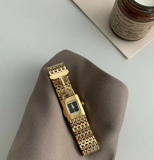 Orologio Bracciale “Lunar Lock” – Eleganza senza tempo in acciaio inossidabile