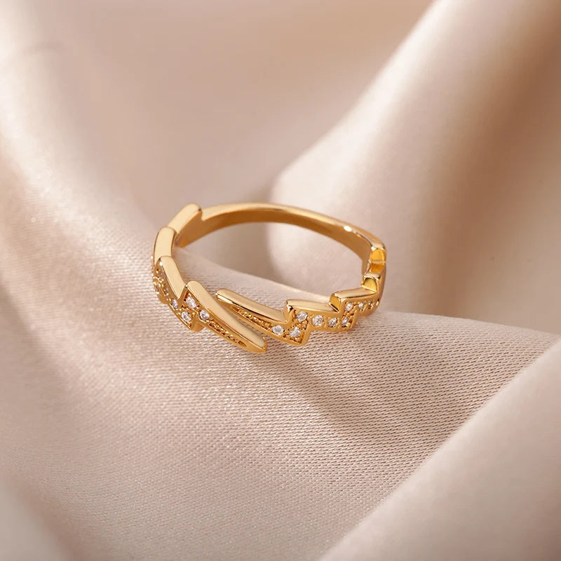 Anello Fulmine Dorato – Energia Minimal