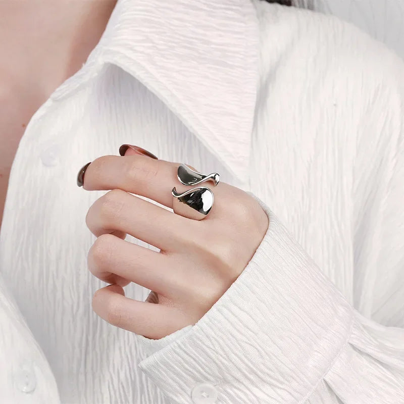 Essenza Pura – Grande anello aperto in argento sterling 925