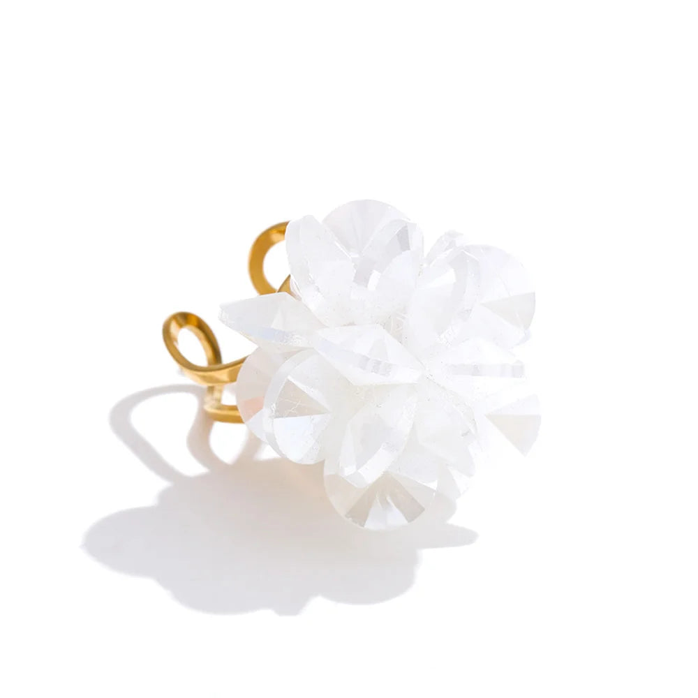 Anello “Crystal Bloom” – Sfera di Cristallo Colorata