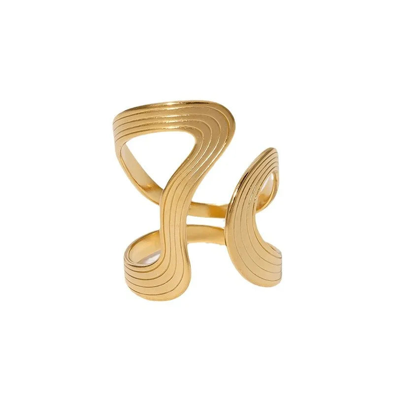 Anello Minimal Chic – Eleganza Creativa