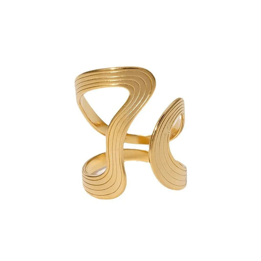 Anello Minimal Chic – Eleganza Creativa