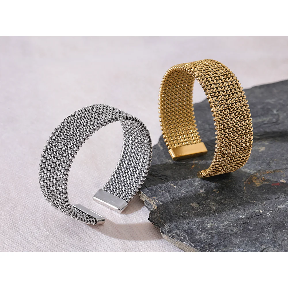 Bracciale rigido largo con texture – Acciaio inossidabile impermeabile